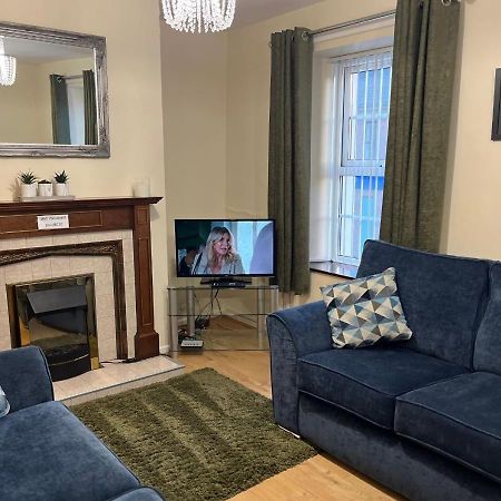 The Wee Stop Gap. Luxury 3 bedroom apartment. Ballymena Buitenkant foto